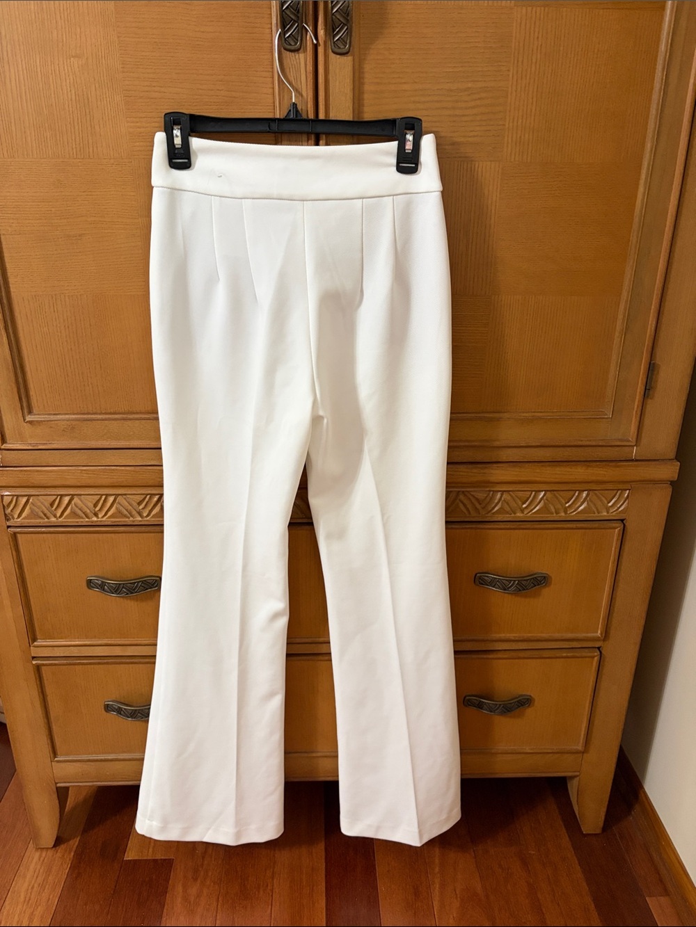 Express Cream High-Waist Wide-Leg Pants with Gold Button Detail - Picture 2 of 6